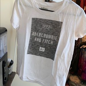 Abercrombie graphic shirt